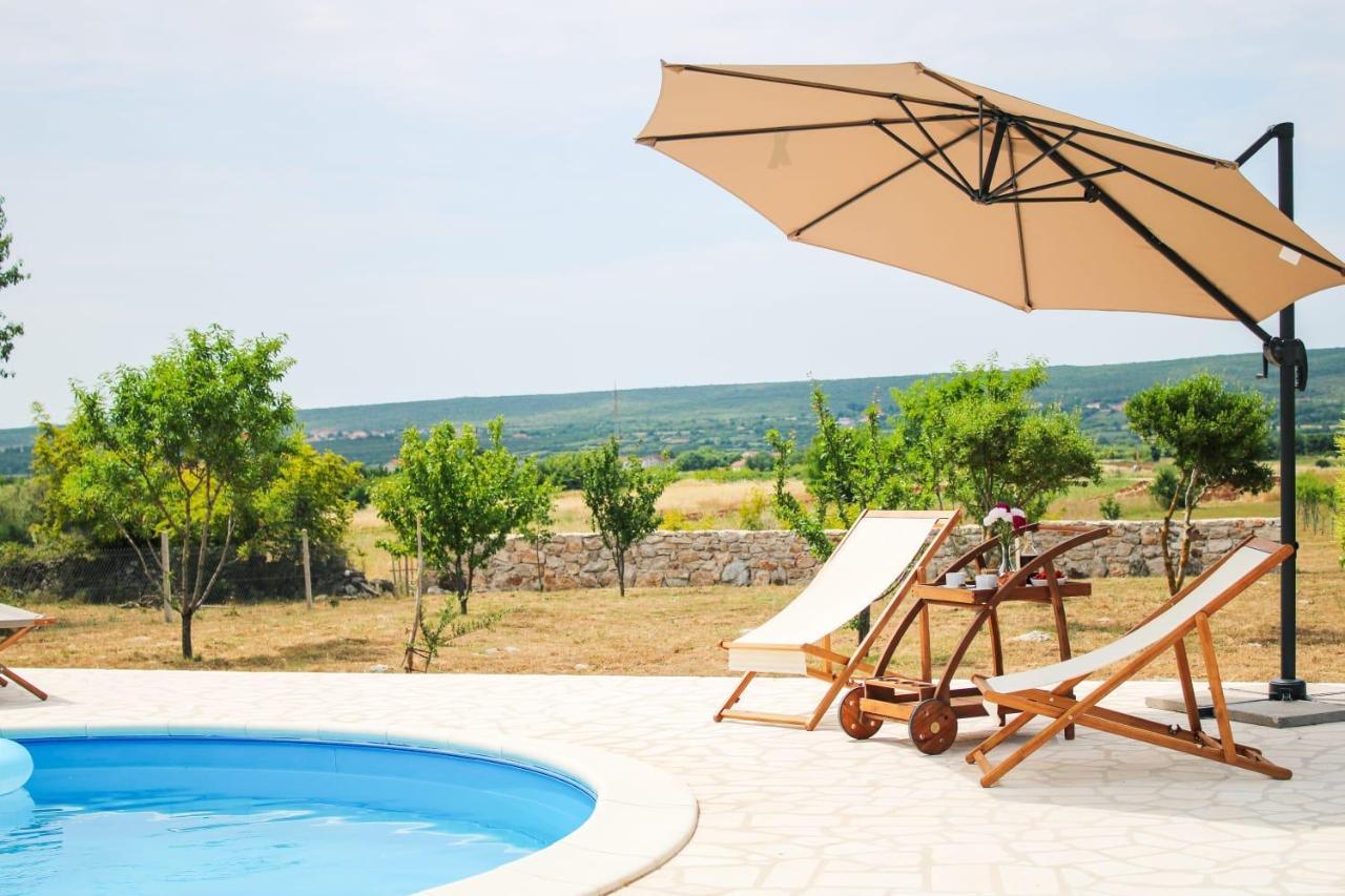 Villa Stone Pearl With Heated Swimming Pool Sveti Filip i Jakov Kültér fotó
